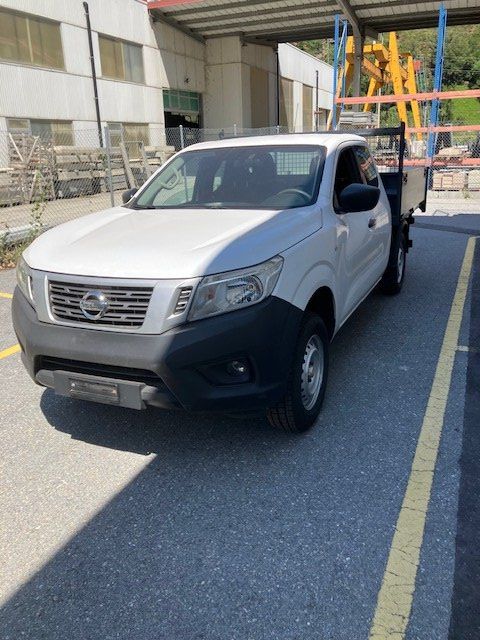 Nissan Autos: Nissan Navara 2.3 / 3 Seiten-Kipper – Gebraucht aus Glis von daelsi 1