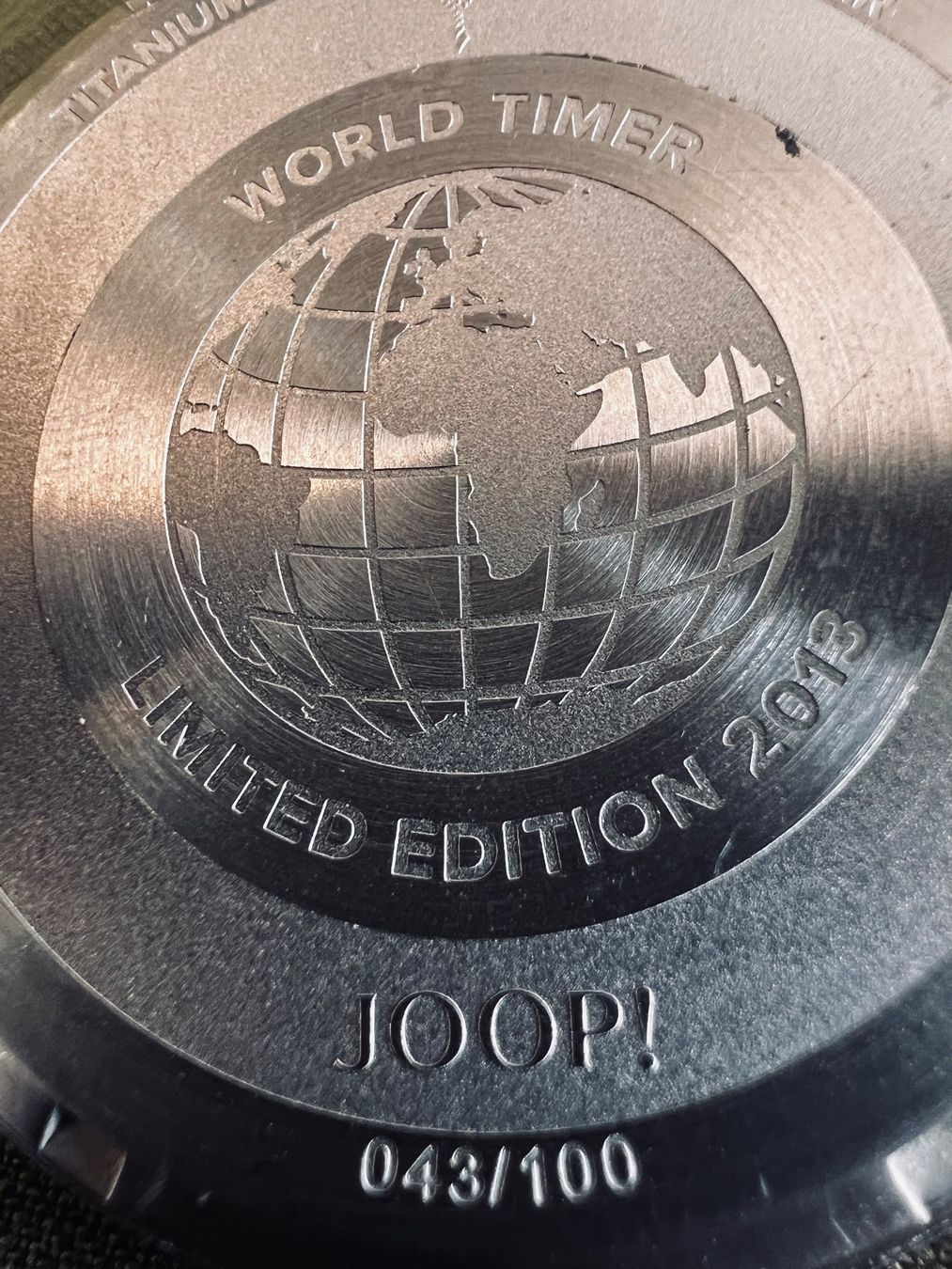 Joop Orologi: JOOP! Worldtimer 2013/Nr 43 aus einer Lim. Edition von 100 – Usato da Horgen venduto da Seppus75 1