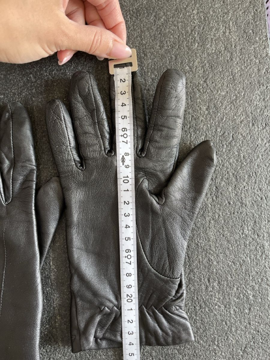 Guanti & manicotti: Lederhandschuhe schwarz Grösse 8 – Usato da Herrliberg venduto da spunggi 5