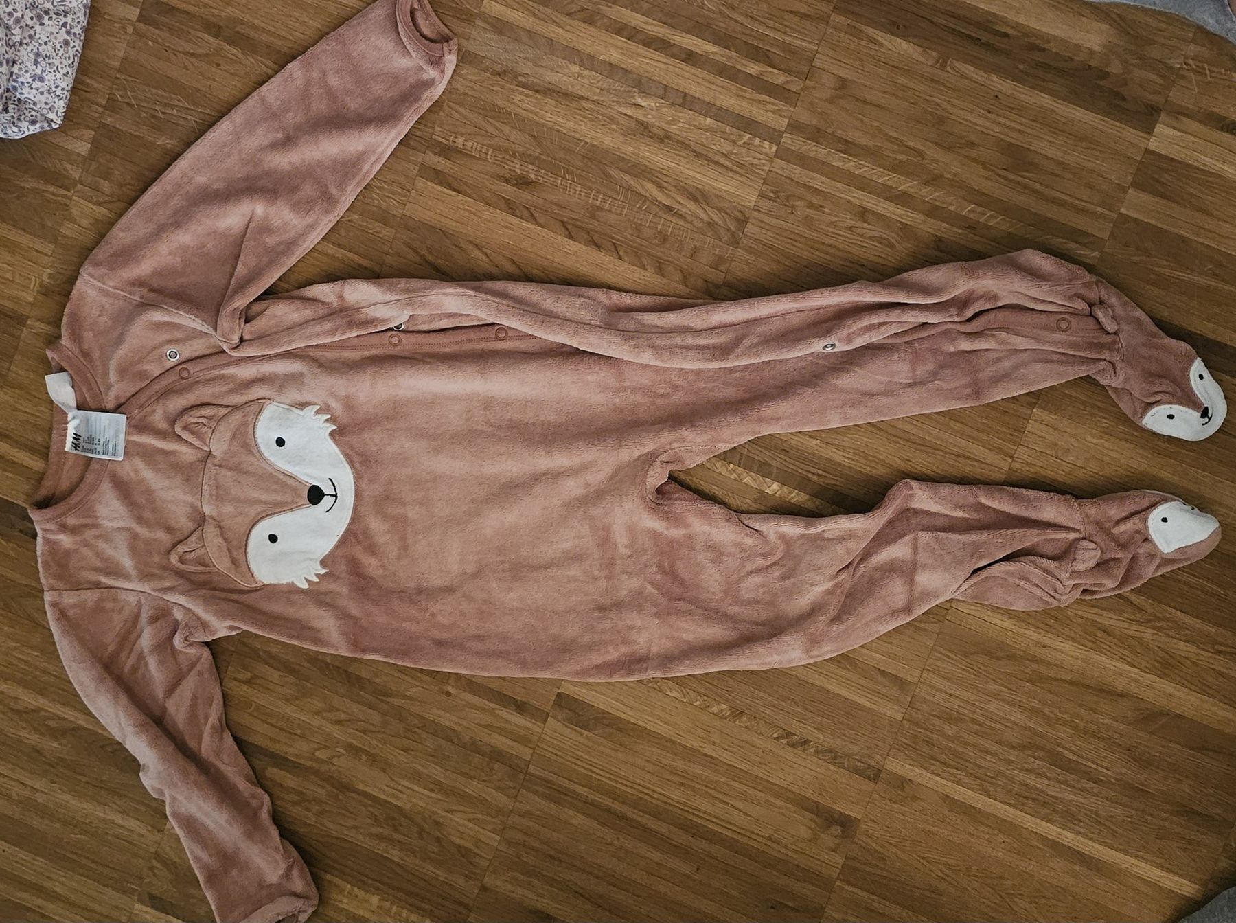 H&M Pyjamas & Ähnliches: Baby Winter Strampler/Schlafanzug Gr 104 – Gebraucht aus Zürich von pri_9hkk