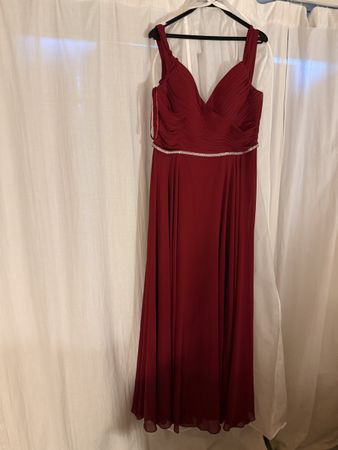 Abendkleid, bordeauxrot, Grösse 44, neuwertig!