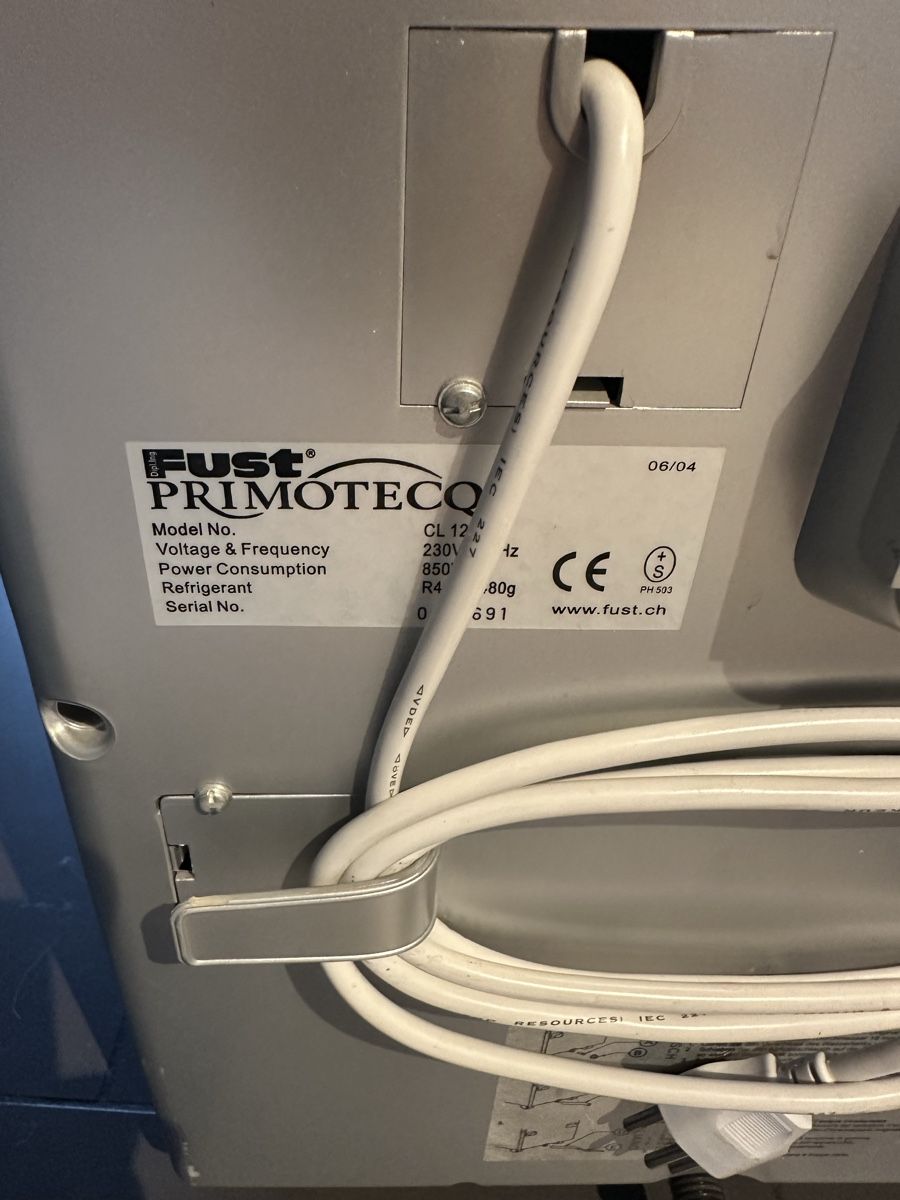 Primotecq Climatiseurs: FUST PRIMOTECQ CL 1200 E Klimageraet Silber gebraucht – D'occasion à Wettingen par Boimig65 1