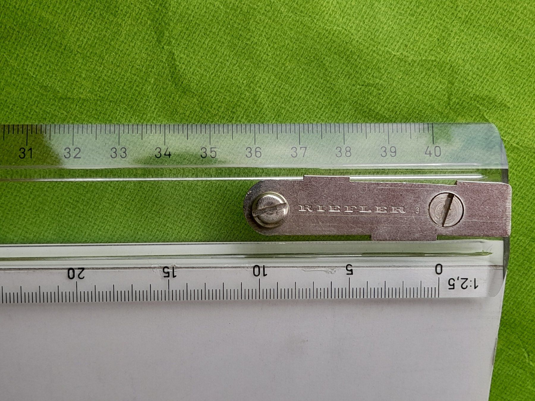 Altro in Scrittura & Disegno: Riefler Lineal - 40 cm Scala – Usato da Aeschi b.Spiez venduto da 52_wochen 1