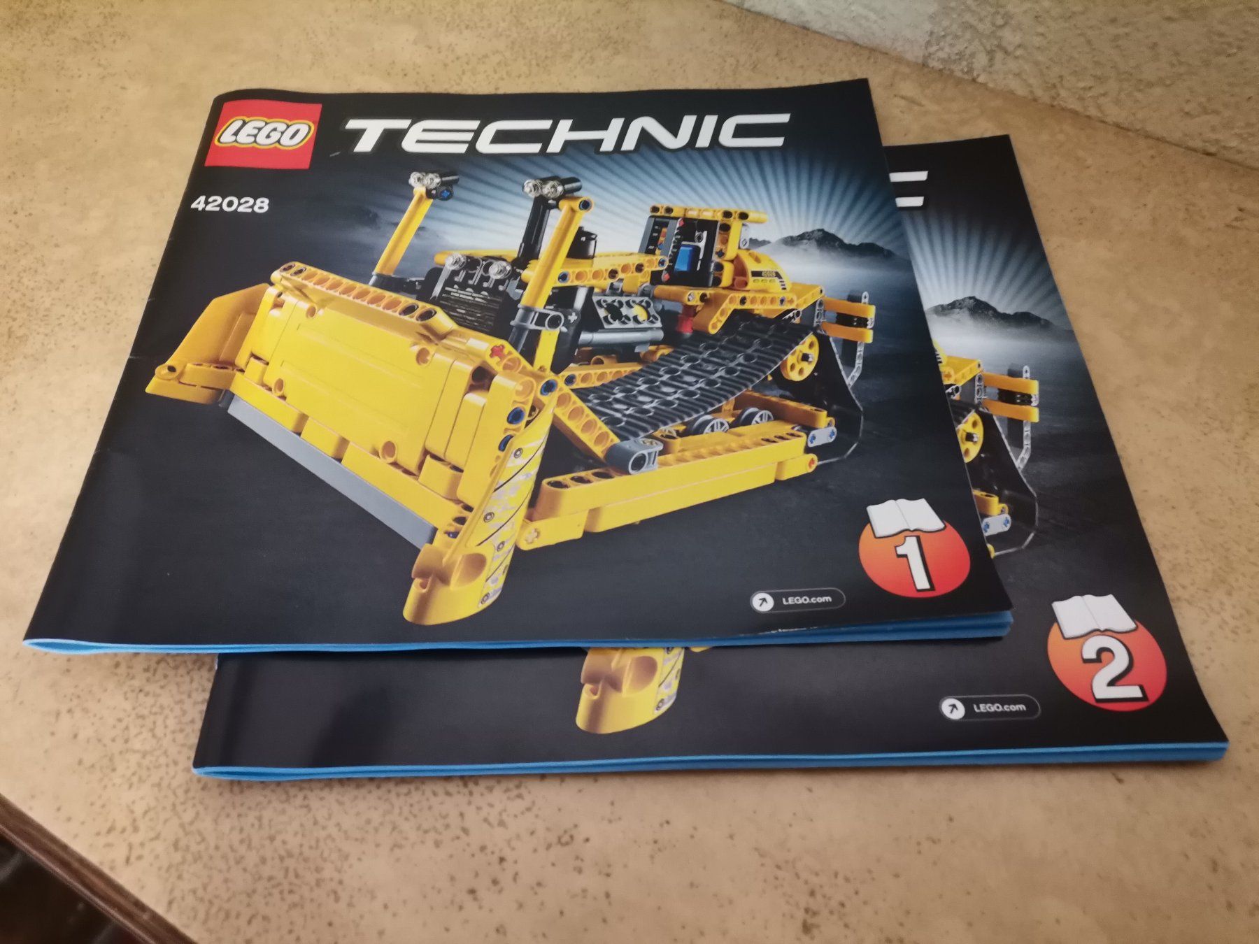 Lego Giocattoli: Lego Bulldozer 42028 – Usato da Oftringen venduto da Esthiboy 4