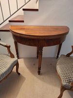 Table demi-lune