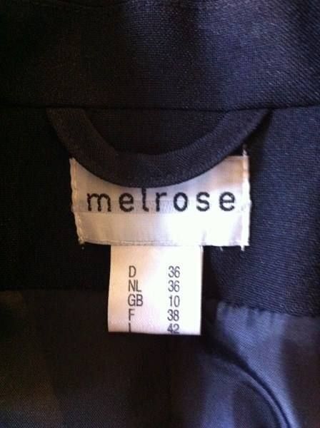 Completi & Tailleur: Zweiteiler Hose und Jacke Grösse 38 – Usato da Gümligen venduto da Xochitl 4