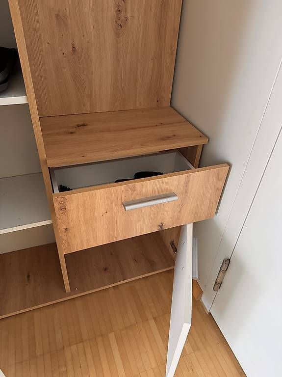 Porte manteau: Garderobe – D'occasion à Lausen par 160899 2