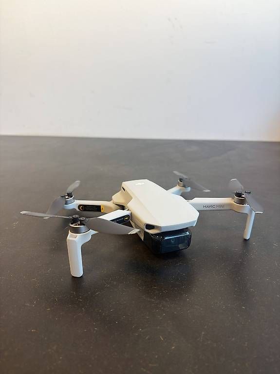 DJI Videocamere: DJI Mavic Mini Fly More Combo – Usato da Zürich venduto da HubiHuba