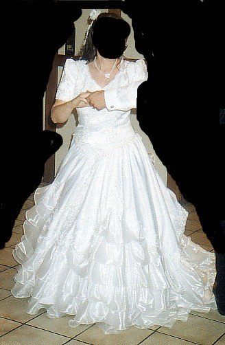 Vestiti: Brautkleid – Usato da Alchenflüh venduto da Richiefender