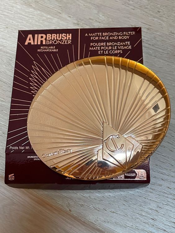 Charlotte Tilbury Maquillage: Charlotte Tilbury Airbrush Bronzer – Neuf avec emballage d'origine à Seedorf UR par Vita000 2