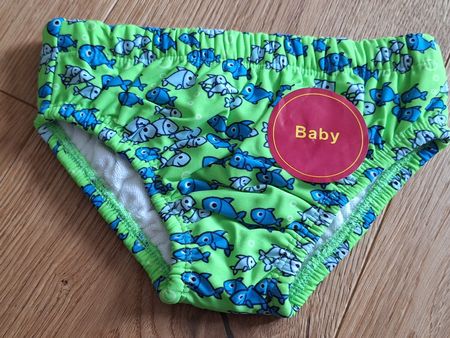 Baby Badehose Gr. 68 neu, wasserdicht!