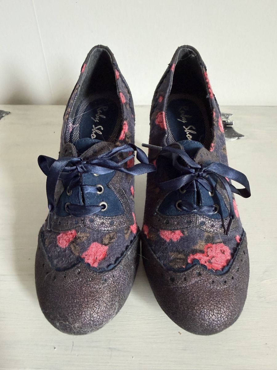 Scarpe da donna: Chaussures Ruby Shoo neuves . Taille 38 – Nuovo e nell'imballaggio originale da Dombresson venduto da feline_ne 2