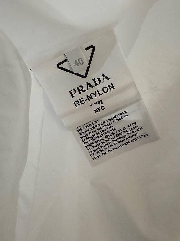 Prada Jacken: PRADA JACKE WEISS – Neu (gemäss Beschreibung) aus Schwyz von bofb 6