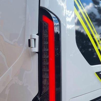 Ford Tutti i ricambio: Dunkle LED-Leuchten für Ford Transit Custom Vans – Nuovo e nell'imballaggio originale da Oberentfelden venduto da Gdsign 1