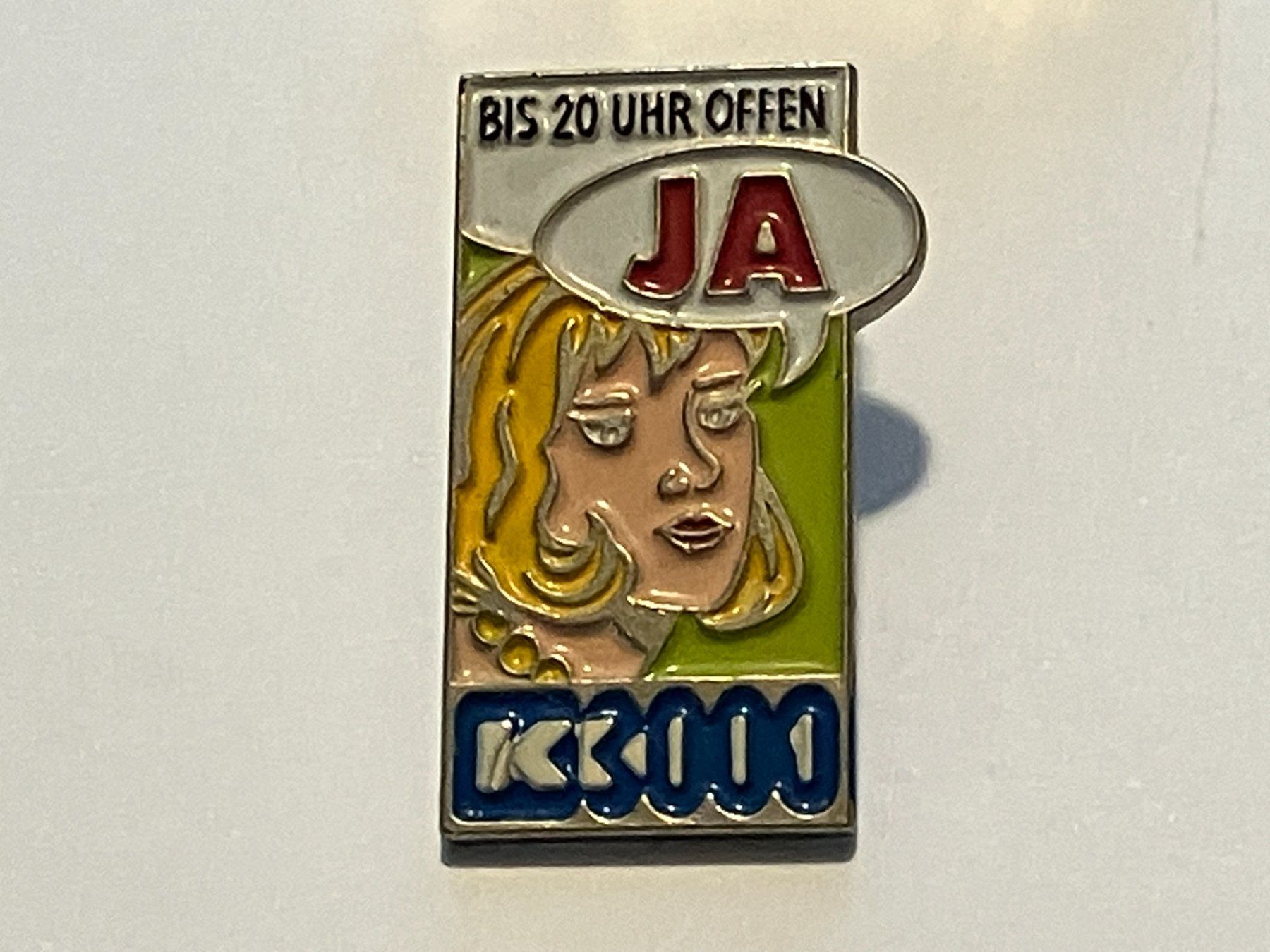Placchette & Badge: 1 Pin K3000  – Usato da Basel venduto da djwwpp