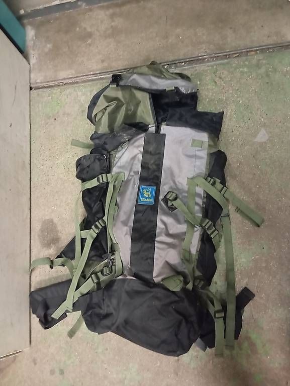 Zaini: Unarde Trekking Rucksack, gross – Usato da Basel venduto da Petergunn 2