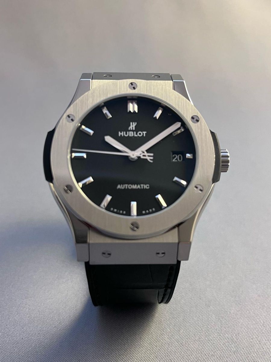 Hublot Uhren: Hublot Classic Fusion Titanium – Neu und originalverpackt aus Nyon von GenevaLuxuryWatches