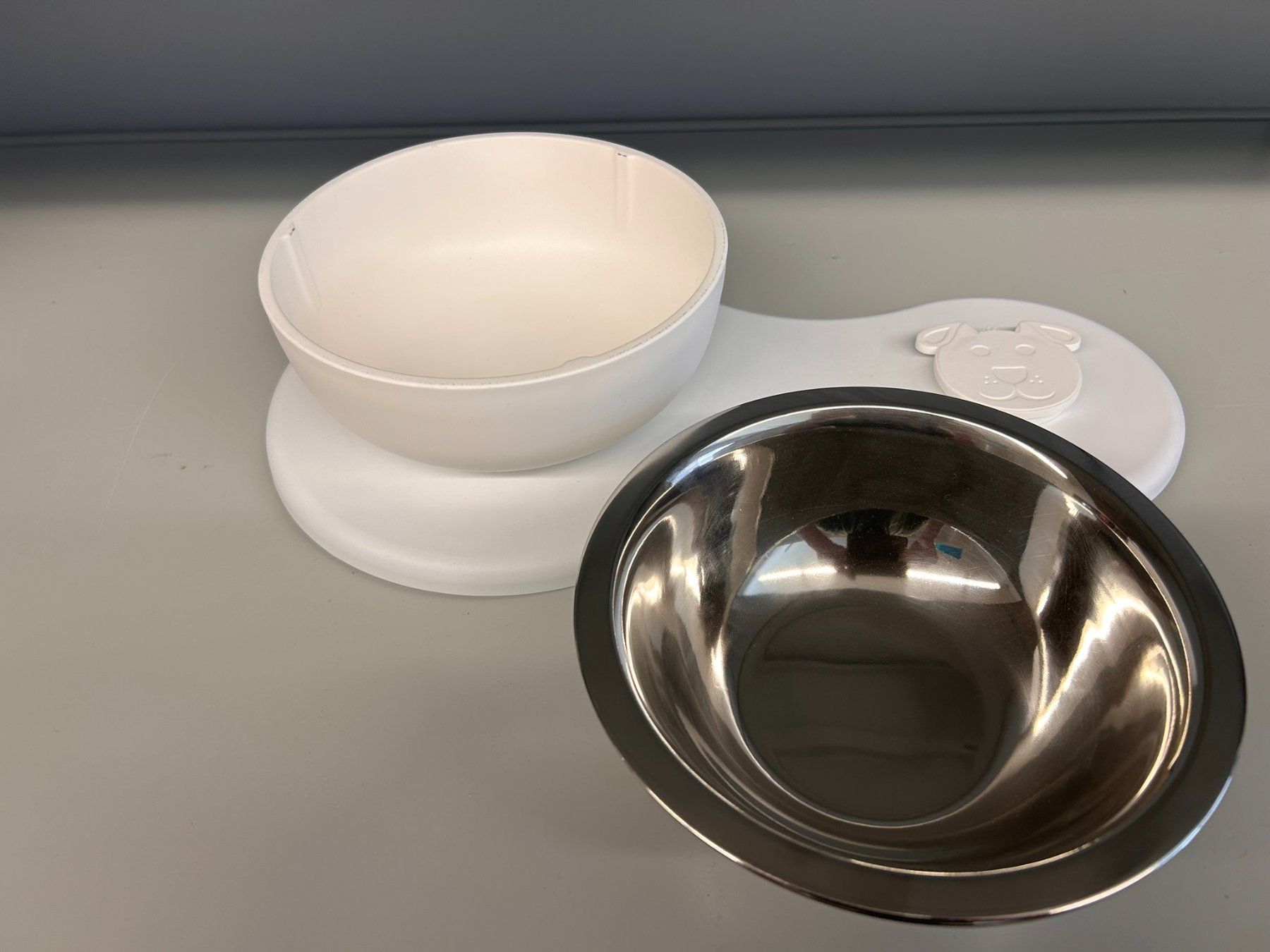 Ciotole: +NEU+ Futter-/Wasserschüssel stabil – Nuovo (secondo la descrizione) da Rheinfelden venduto da pmc_2dlg 2
