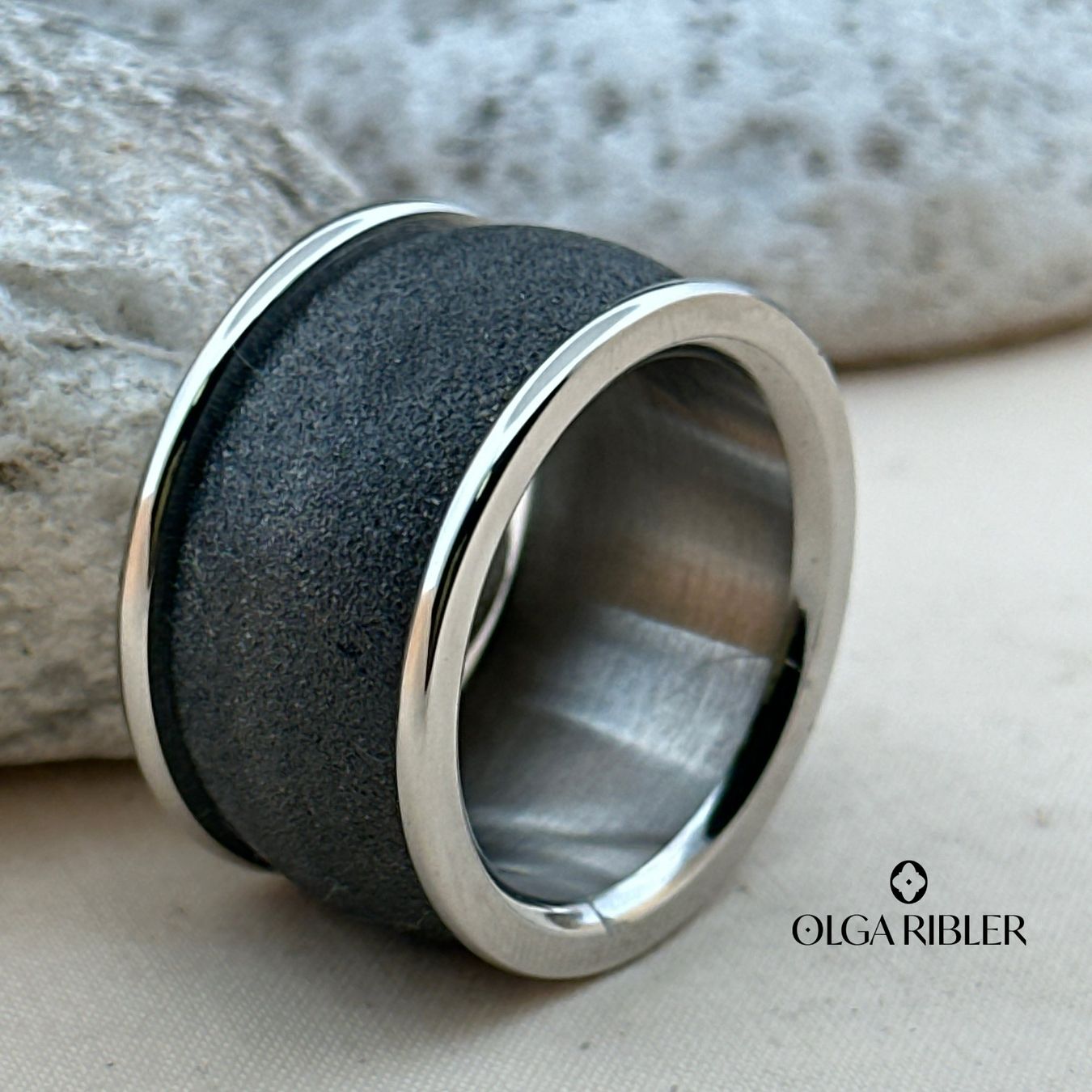 Olga Ribler Anelli: Edelstahl Statement  Ring in schwarz Grösse 60 – Nuovo (secondo la descrizione) da Luzern venduto da Schmuckoutlet 6