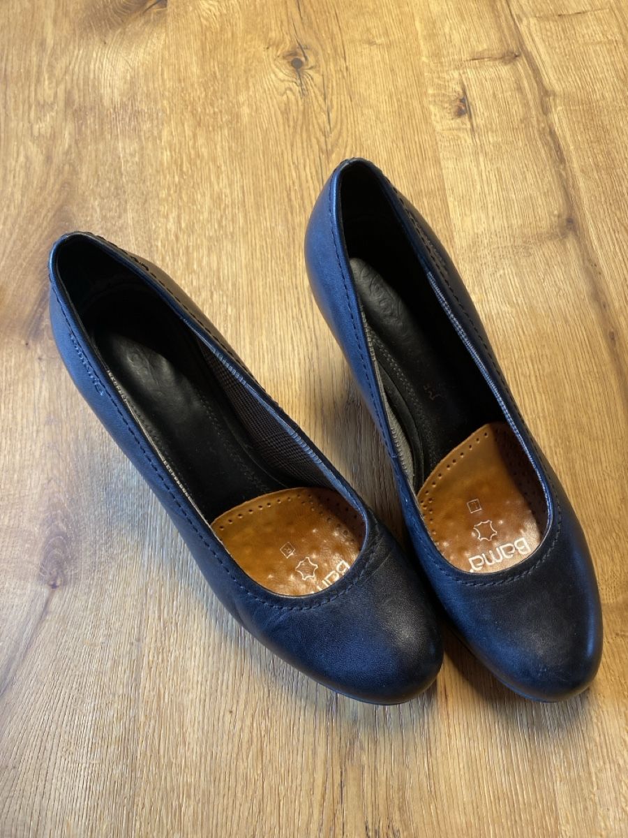 Tamaris Scarpe da donna: Pumps Tamaris – Usato da Bonstetten venduto da Isabelle1405 1