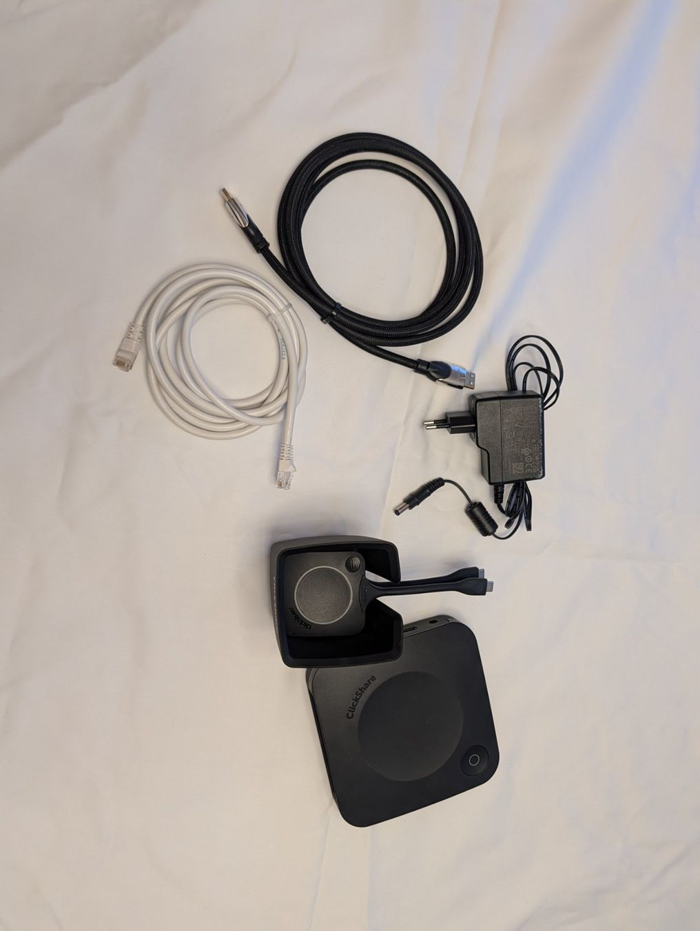 Systèmes audio & multimédias: Barco ClickShare C-10  USB C – D'occasion à Zürich par Pastuszkana 2