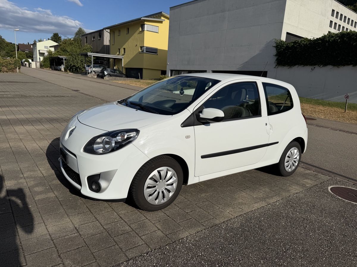 Renault Autos: Renault Twingo 1.2L 16V – D'occasion à Gelterkinden par Luro2223 1