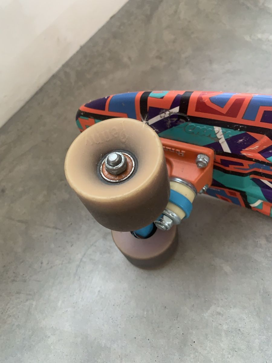 Penny Skateboards Skateboards: Pennyboard bunt Cruiser Skateboard Retro Design cool – Gebraucht aus Sargans von Rohan12 3