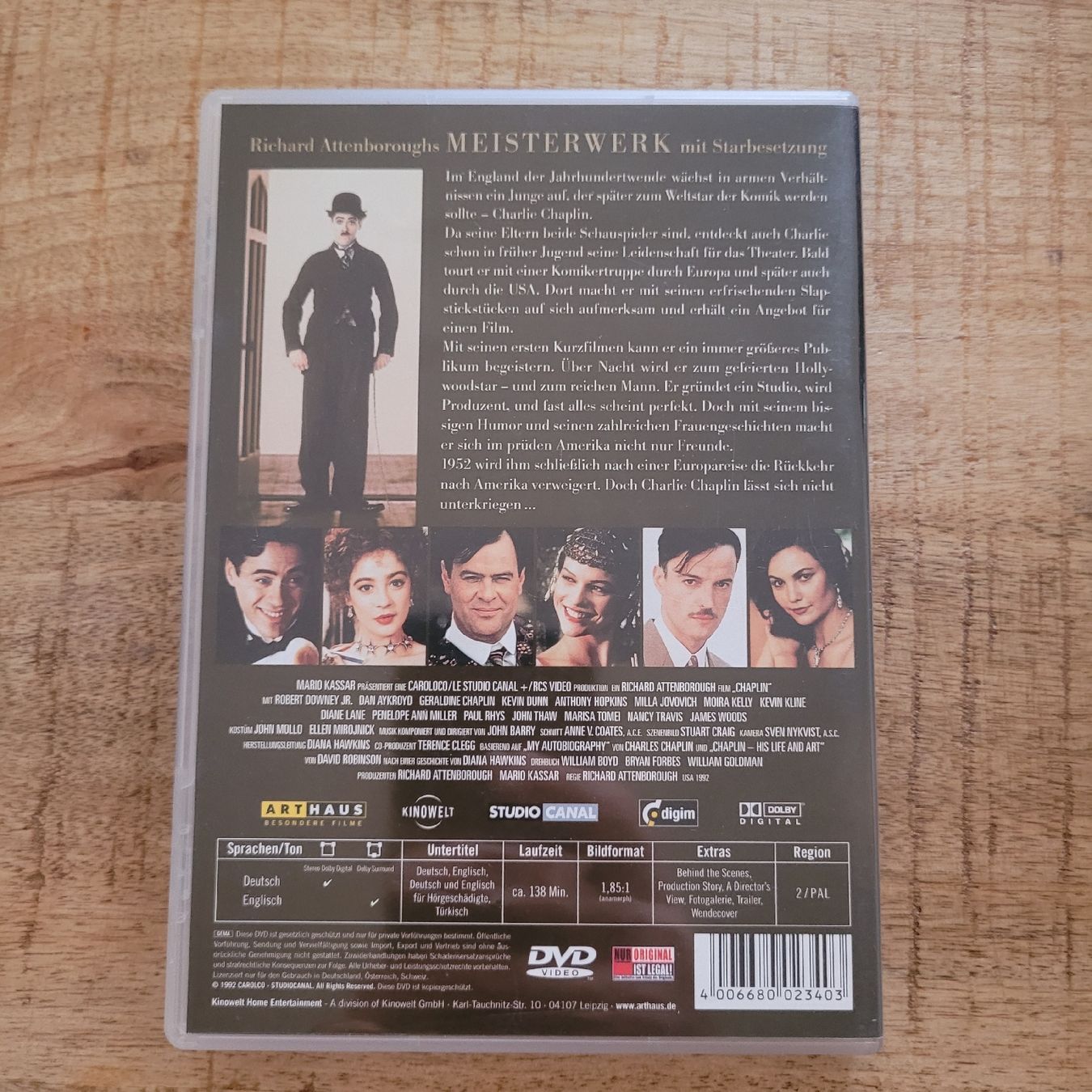 Tous les DVDs: Chaplin dvd Robert downey jr. – D'occasion à Volketswil par uffdu 1