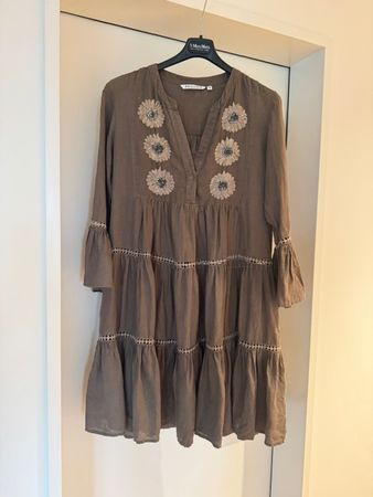 LEINENKLEID VON ANGOOR