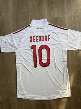 Seedorf #10 AC Milan 2009/10 XL