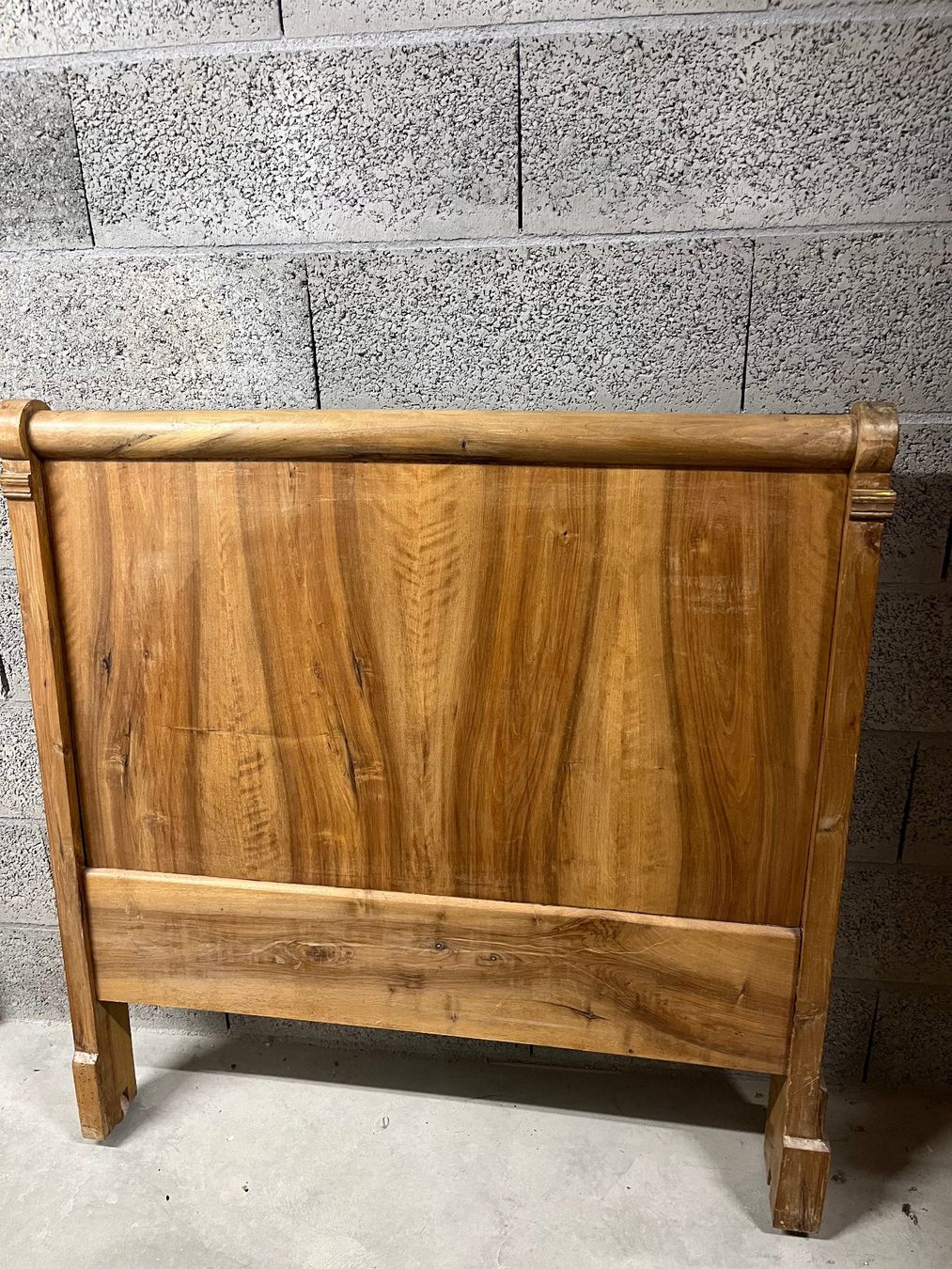 Letti: Cadre de lit style Biedermeier – Usato da St-Léonard venduto da lam_nr2z 1