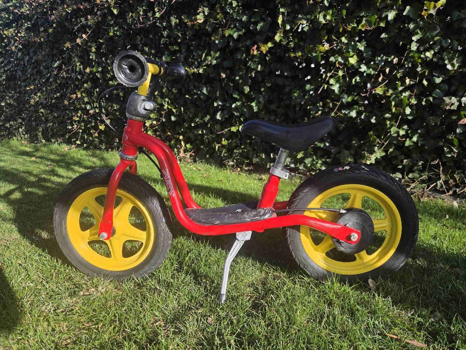 Puky Fahrzeuge für Kinder: Puky Laufrad - Rot/Gelb - Ideal für kleine Abenteurer! – Gebraucht aus Etziken von Brugger1