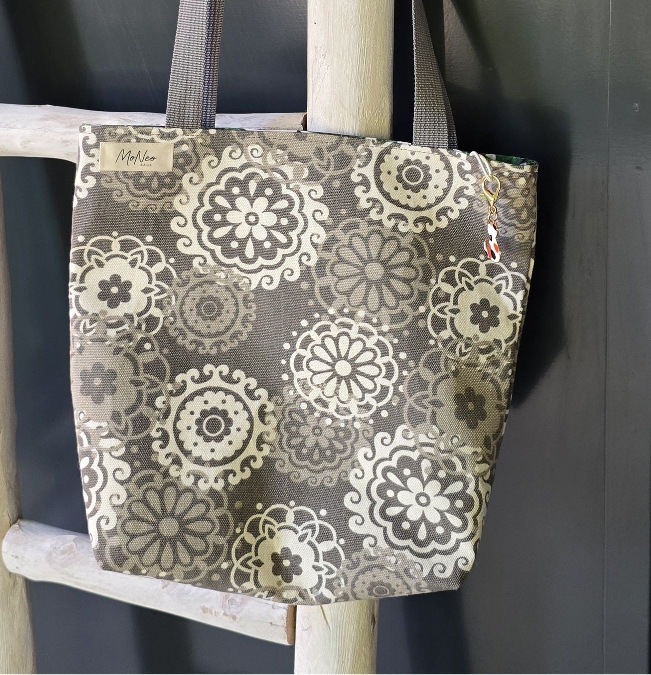 Borse da donna: Handgemachte Tote-Bag – Nuovo e nell'imballaggio originale da Zürich venduto da amysmith