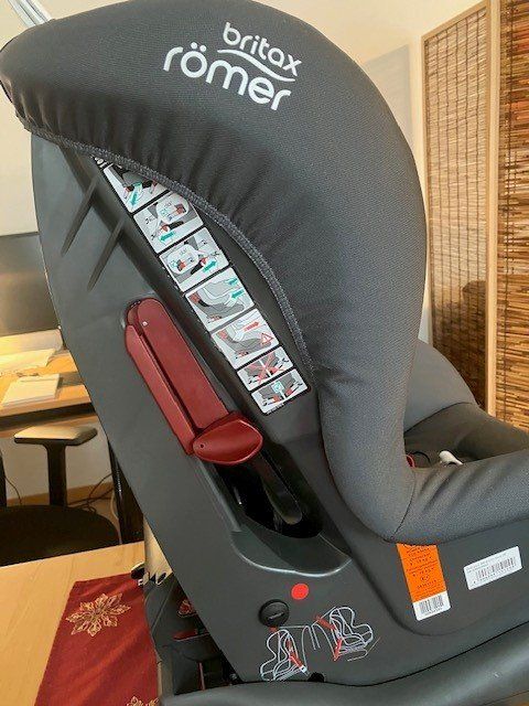 Britax Römer Seggiolini per auto: Kinder Autositz Britax Römer DUO PLUS mit Isofix – Usato da Zürich venduto da rst_ZH 2