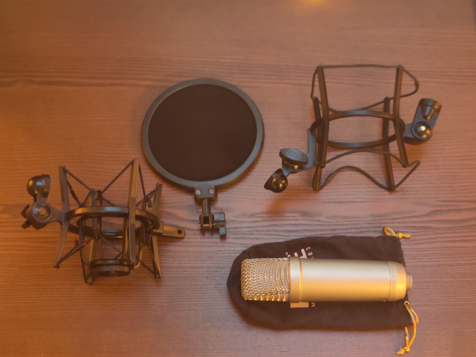 Røde Microfoni: RØDE Nt1-A – Usato da Niederweningen venduto da SuperMighty