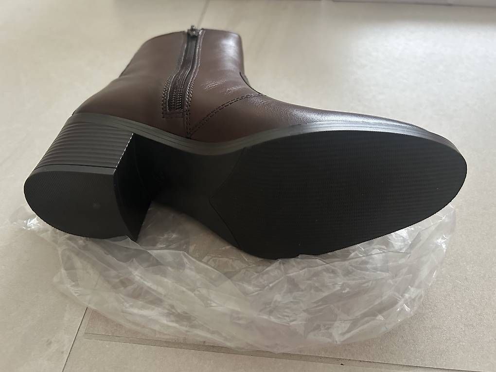 Damenschuhe: Stiefeletten Ortiz & Reed, Grösse 36  – Gebraucht aus Volketswil von mai_88dc 2