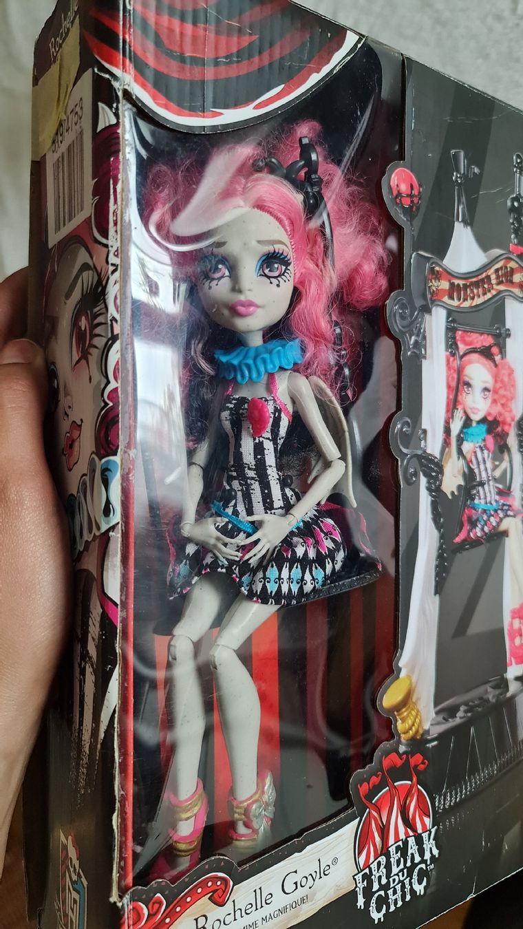 Bambole: Monster high Rochelle  set freak du chic – Nuovo e nell'imballaggio originale da Nidau venduto da boutiqueMHdelala 2