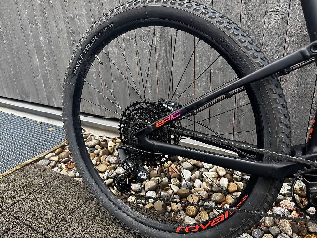 Specialized Vélos: Specialized Epic Comp Alloy 29  Grösse M – D'occasion à Wolfenschiessen par Knollo77 3