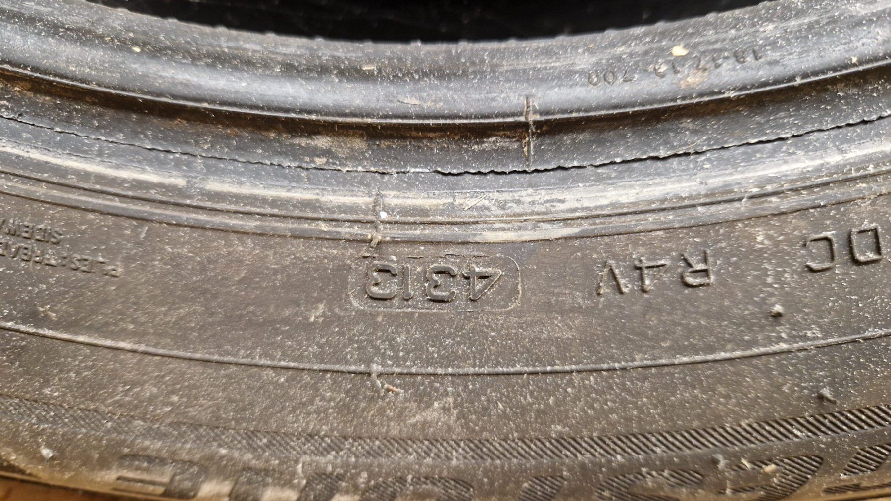 Pneumatici & Ruote complete: Winterpneus Blizzak LM-80 235/60R18 – Usato da Lüterswil venduto da Xrraptor 1