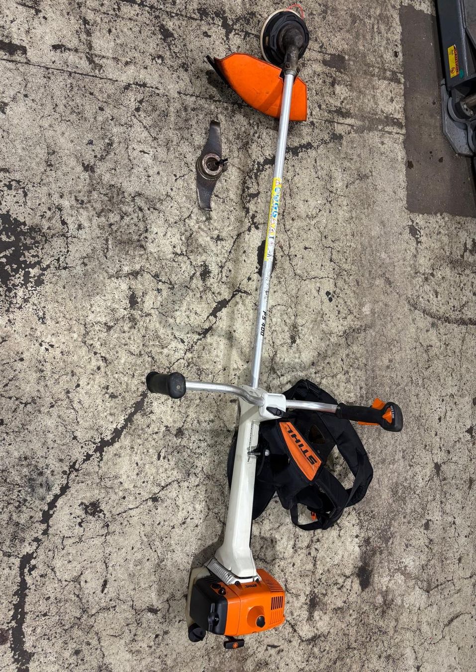 Stihl Soffiatori & Aspiratori per foglie: Stihl Sprühgerät, Laubbläser BR 420 – Usato da Grono venduto da laz_nx8q 4