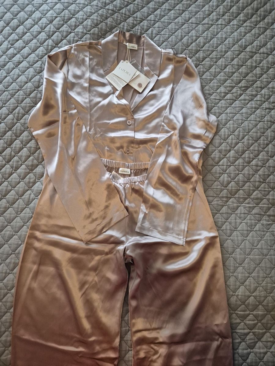 Lotti di vestiti: La Perla Pyjama 100% Seiden – Nuovo e nell'imballaggio originale da Dübendorf venduto da MariaS. 1
