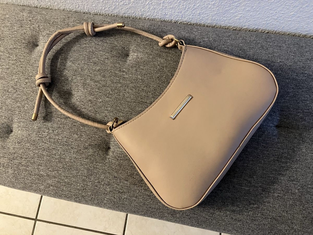 Borse: Kleine kompakte Handtasche – Nuovo (secondo la descrizione) da Laufen venduto da mercedes420 1