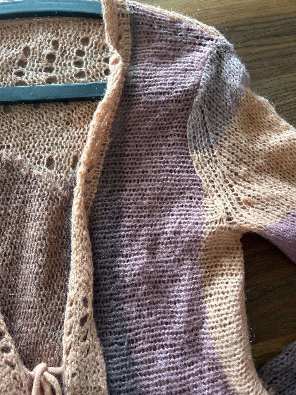 Jacken: Strickjacke in wunderschönen Farben – Gebraucht aus Magden von ctw_mp7b 2