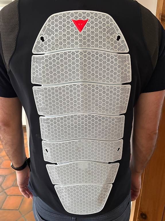 Protezioni & Imbottiture: Dainese Rückenprotektor – Usato da Felsberg venduto da Peterli7