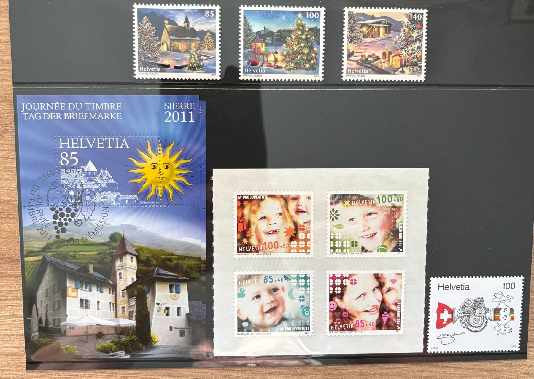 Tutti i francobolli: LOT SCHWEIZER BRIEFMARKEN NEU – Nuovo (secondo la descrizione) da Ostermundigen venduto da wini63