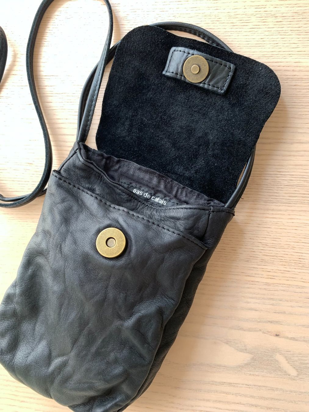 Taschen für Damen: Pas de Calais crossbody small black leather bag – Gebraucht aus Basel von gladghost 4