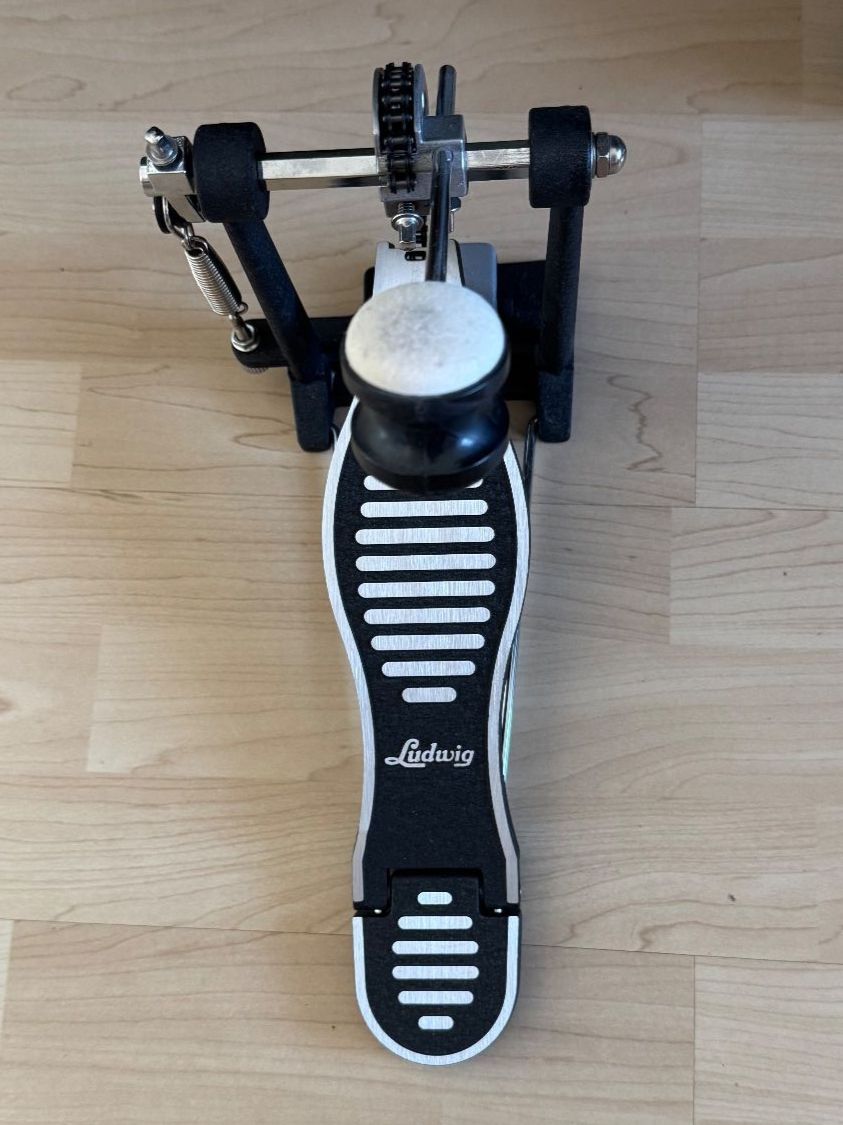 Ludwig Musikinstrumente: Ludwig Bass Drum Pedal – Gebraucht aus Oberrohrdorf von chilibiggi