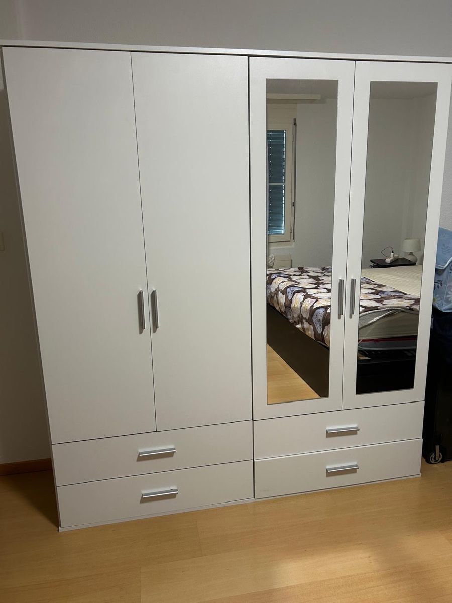 Schränke: Kleiderschrank  – Gebraucht aus Reichenburg von pao_7yxc