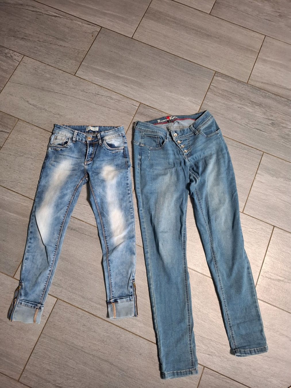 Lotti di vestiti: Kleiderpaket Grösse 34 / XS – Usato da Eggenwil venduto da Shia15 1