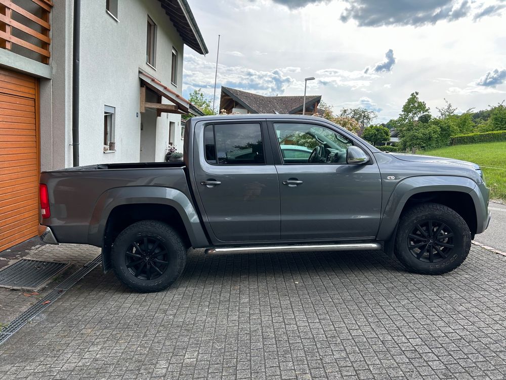 VW Amarok (Innen sauber!, Höher, 8fach, MFK)